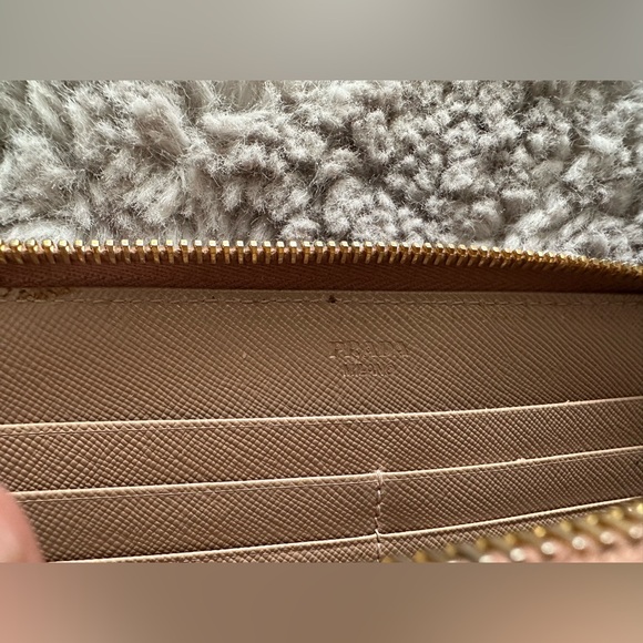 Prada Bow Long Wallet - Picture 5 of 5